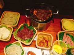 -独食火锅·半米屋台(直营总店)