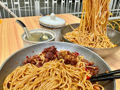 -粉观右江西鲜辣米粉(天地店)