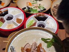 -青年公社烤鸭(熙悦天街店)