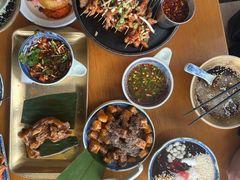 -包整·丝娃娃(一览甲秀楼风景店)