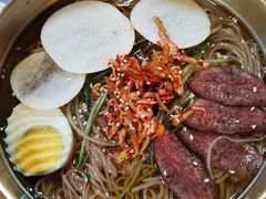 朝鲜冷面-·缸桶屋·韩式牛肋条自助烤肉(西湖D11店)