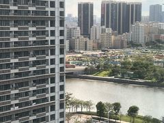 -深圳国际会展中心希尔顿酒店(前海华发冰雪世界店)