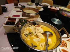 -丰和日丽(瑞虹天地月亮湾店)