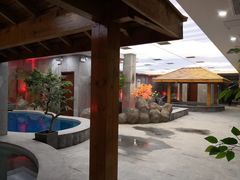 -水中央富硒温泉