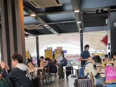 -麦当劳(深圳北站高铁店)