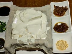 一块豆腐-95号酱骨·一块豆腐(展春园西路店)