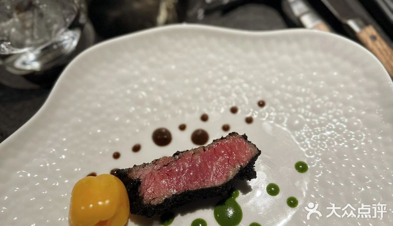 跃 Yue新穎粵菜分子料理：广州的味蕾魔法✨