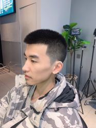 -不迫先生专业男士剪发
