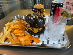 -shark burger·鲨鱼汉堡(交子大道店)