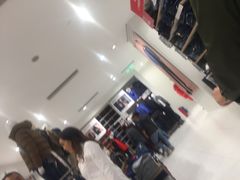 -优衣库(珠海华发商都店)