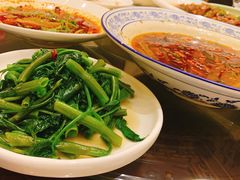 -万重锦·人文川菜馆(骡马市店)