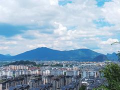 -叠彩山景区