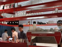 -UNI UNI(环亚凯瑟琳店)