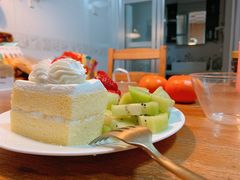 -红宝石·鲜奶小方·海派西点房(联洋店)