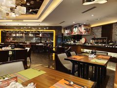 -岷山饭店-芝芝自助餐厅