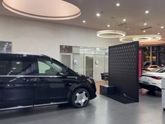 -杭州中升之星奔驰4S店(滨江店)