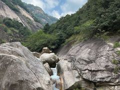 -鄣山大峡谷