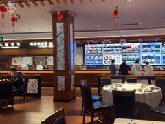 -八府香鸭·啫啫煲(华山路店)