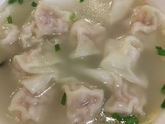 虾肉小馄饨-王家沙点心店(南京西路总店)