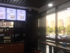 -美玲餐厅(保利店)