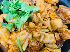 啫啫肥肠鸡-小郭私房菜·海肠捞饭店(学士街店)