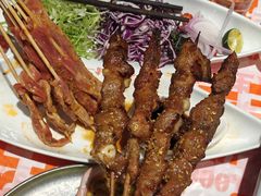 -威记烧嘢·南宁烧烤·超级生牛(绿地店)