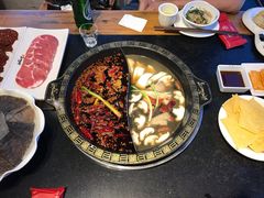 -纸盐河码头火锅(十八梯店)