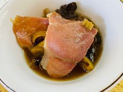 -东巴谷野生菌火锅餐厅