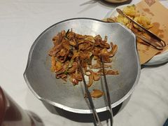 -海派美食·家宴海鲜青岛菜·石锅鲽鱼头(东方城店)