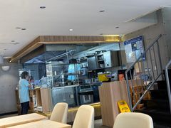 -灵芝妹子海鲜米线(劳动公园店)