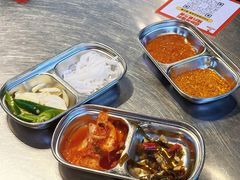-哈哈碳都·牛肋条无限自助烤肉(台江万达店)