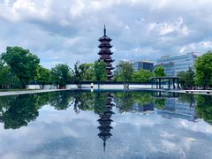 -龙华寺