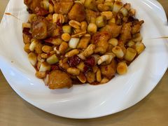 宫保鸡丁盖饭-华天二友居肉饼(宫门口店)