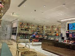 -VENCHI 闻绮(北京国贸商城店)