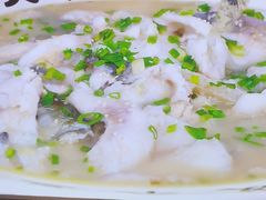 -严记小天府酸菜鱼(西四路店)
