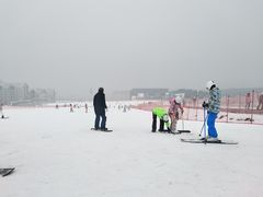 -鳌山滑雪度假区