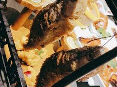 垂钓小黄鱼-北平盛世·新京菜·北京烤鸭(劲松·双井店)