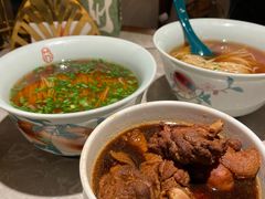 -松鹤面馆·古法焖肉面(观前店)