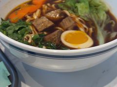-康师傅私房牛肉面(申虹店)