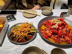 -巴厘龙虾·榜首油焖大虾(音乐学院·沿江酒馆店)