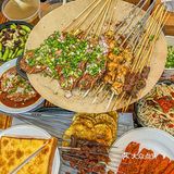 一到饭点就排长队，来武汉不吃这家烧烤等于白来！