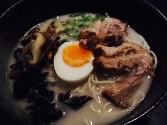 -春笙食堂.丼饭拉面寿司(GOGO新天地店)