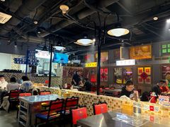 -马路牙子烧烤音乐酒馆(望京店)