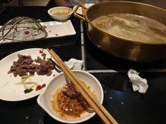 -潮汕三宝鲜牛肉火锅