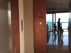 -三亚湾海居铂尔曼度假酒店