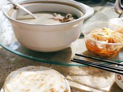 -白氏鲶鱼汤(白亮1号店)