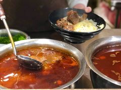 牛肉面红汤-聚园面庄(新光天地店)