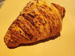 焦糖牛角包-来回·咖啡(钟村咖啡豆店)