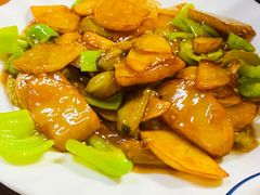 -东北菜冰城一家人