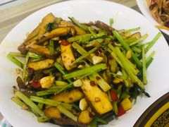 -建辉湖南土菜馆(南大街店)